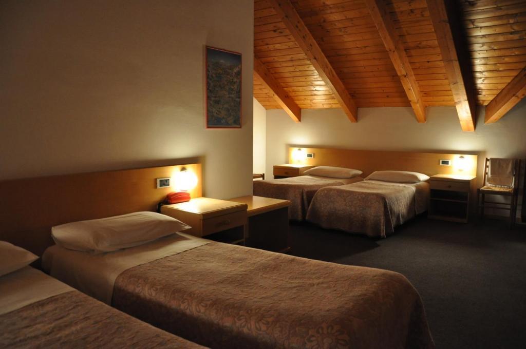 Hotel Ideal Sarche di Calavino Cameră foto