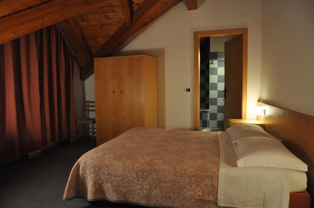 Hotel Ideal Sarche di Calavino Cameră foto